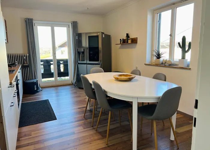 Geraeumige Panorama-bergwohnung Mit Sauna Gruppen & Familien Apartmán